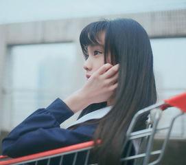 日韩制服美图视频在线,青春制服魅力无限